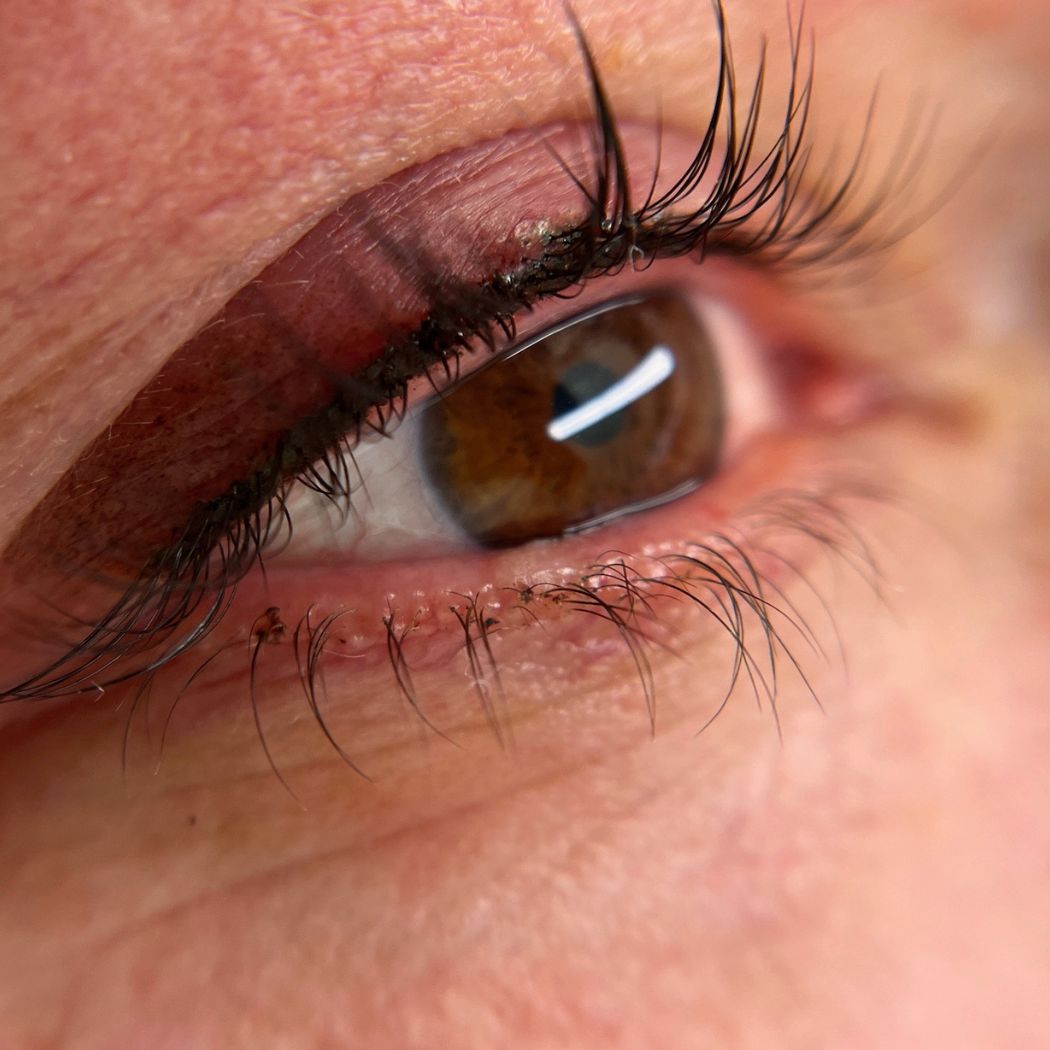Wimpernlifting bei Aesthetik by Ina Zierhut